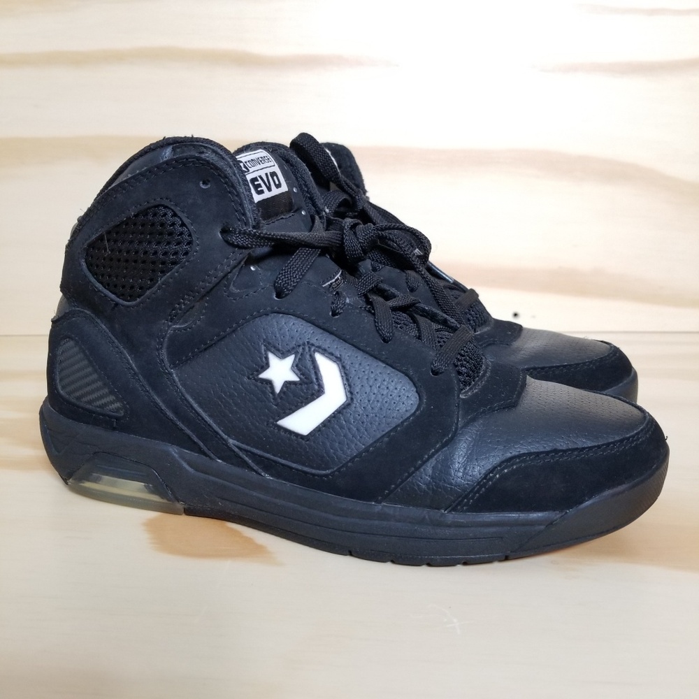 Kids Converse Basketball Shoes sz 5